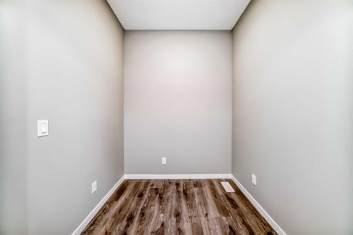 130 Bartlett Row Se, Calgary, AB - Indoor Photo Showing Other Room
