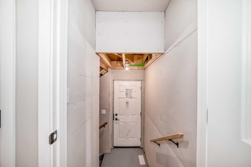130 Bartlett Row Se, Calgary, AB - Indoor Photo Showing Other Room