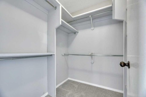 215 Hawktree Circle Nw, Calgary, AB - Indoor With Storage