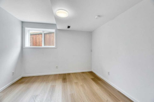 215 Hawktree Circle Nw, Calgary, AB - Indoor Photo Showing Other Room