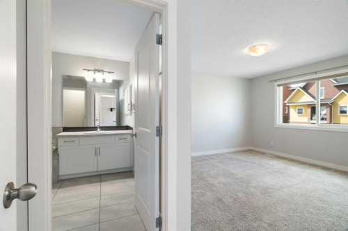 239 Kinniburgh Road, Chestermere, AB - Indoor