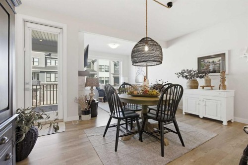 307 Crestridge Common Sw, Calgary, AB - Indoor Photo Showing Dining Room