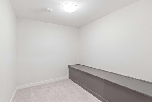 307 Crestridge Common Sw, Calgary, AB - Indoor Photo Showing Other Room
