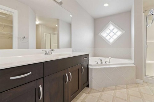 357 Kincora Drive Nw, Calgary, AB - Indoor Photo Showing Bathroom