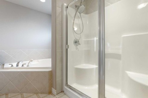 357 Kincora Drive Nw, Calgary, AB - Indoor Photo Showing Bathroom