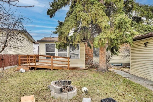 528 Whiteridge Way Ne, Calgary, AB - Outdoor