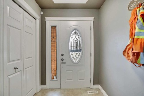 528 Whiteridge Way Ne, Calgary, AB - Indoor Photo Showing Other Room