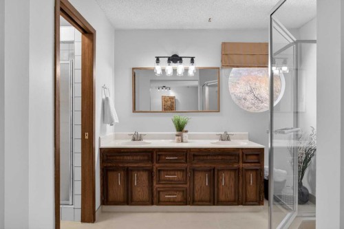428 Ranch Estates Place Nw, Calgary, AB - Indoor Photo Showing Bathroom