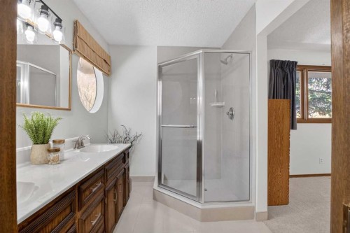 428 Ranch Estates Place Nw, Calgary, AB - Indoor Photo Showing Bathroom