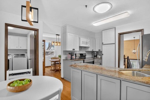 428 Ranch Estates Place Nw, Calgary, AB - Indoor Photo Showing Kitchen