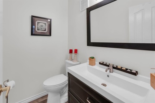 1114-1818 Simcoe Boulevard Sw, Calgary, AB - Indoor Photo Showing Bathroom
