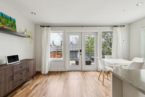 2618 24A Street Sw, Calgary, AB - Indoor