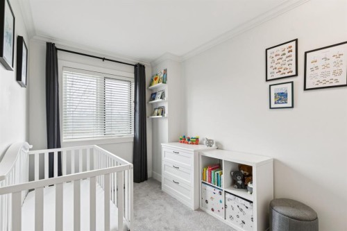 2618 24A Street Sw, Calgary, AB - Indoor Photo Showing Bedroom