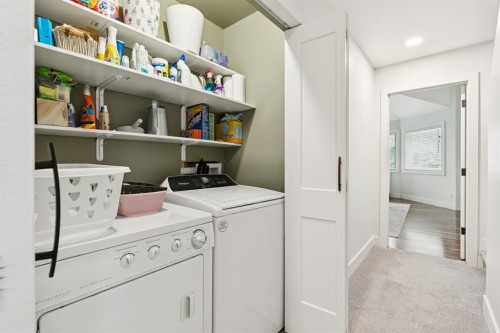 2618 24A Street Sw, Calgary, AB - Indoor Photo Showing Laundry Room