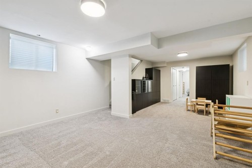 2618 24A Street Sw, Calgary, AB - Indoor