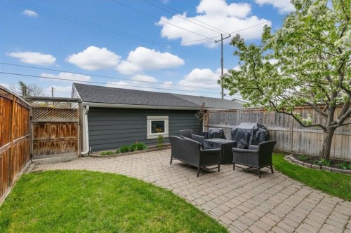 2618 24A Street Sw, Calgary, AB - Outdoor