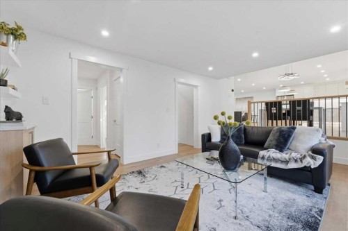 10812 Maplecrest Road Se, Calgary, AB 