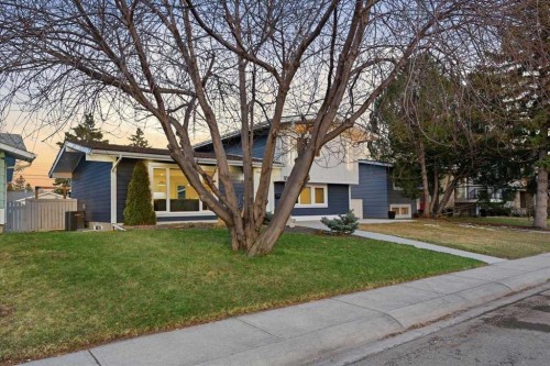 10812 Maplecrest Road Se, Calgary, AB 