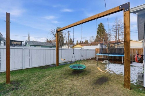 10812 Maplecrest Road Se, Calgary, AB 