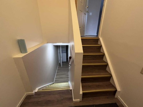 170 Martindale Drive Ne, Calgary, AB - Indoor Photo Showing Other Room