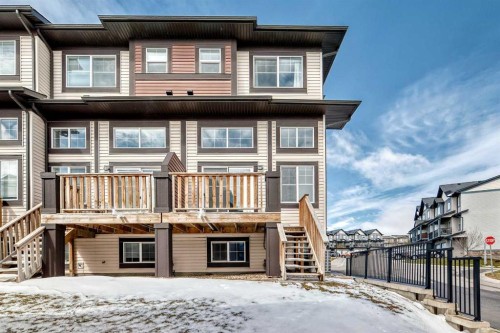 310 Sage Hill Grove Nw, Calgary, AB - Outdoor With Facade