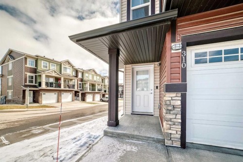 310 Sage Hill Grove Nw, Calgary, AB - Outdoor