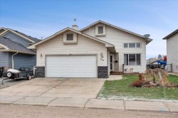 156 Aspen Creek Crescent Strathmore, AB T1P 0A7