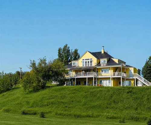 111 Severn Avenue, Rosebud, AB 