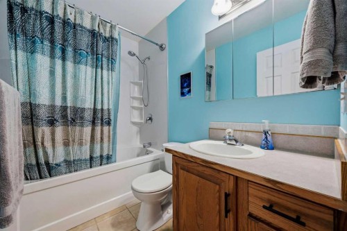30 Arbour Ridge Circle Nw, Calgary, AB - Indoor Photo Showing Bedroom