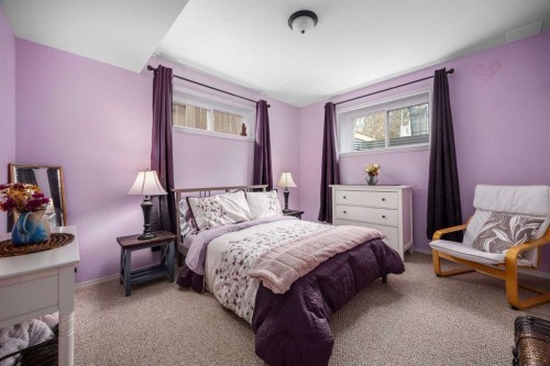 30 Arbour Ridge Circle Nw, Calgary, AB - Indoor Photo Showing Bathroom
