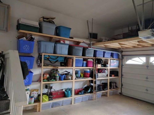 30 Arbour Ridge Circle Nw, Calgary, AB - Indoor Photo Showing Garage
