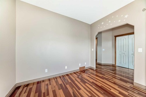 89 Hidden Ranch Hill Nw, Calgary, AB - Indoor Photo Showing Other Room