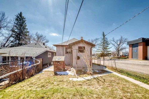112 30 Avenue Ne, Calgary, AB - Outdoor