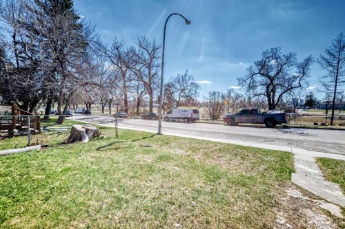 112 30 Avenue Ne, Calgary, AB - Outdoor With View