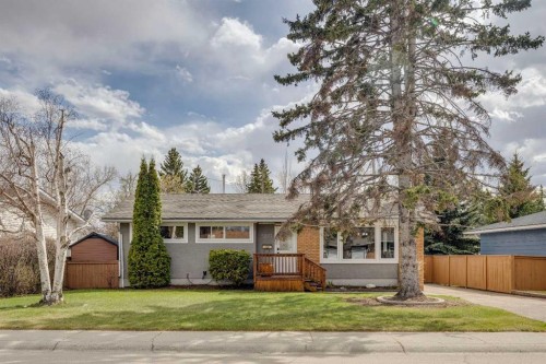 5207 Grove Hill Road Sw, Calgary, AB - Outdoor