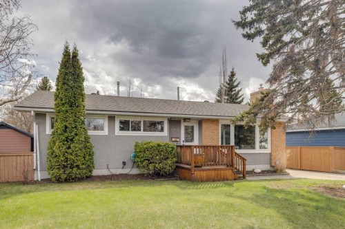 5207 Grove Hill Road Sw, Calgary, AB - Outdoor With Deck Patio Veranda