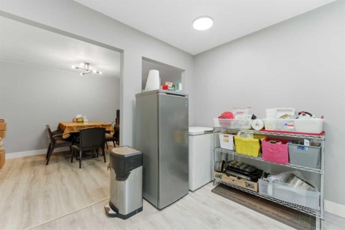 13 Green Meadow Crescent, Strathmore, AB - Indoor