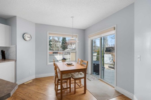 66 Crystalridge Crescent, Okotoks, AB - Indoor Photo Showing Dining Room
