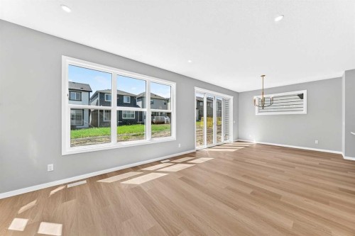 547 Mercado Avenue Se, Calgary, AB - Indoor Photo Showing Other Room