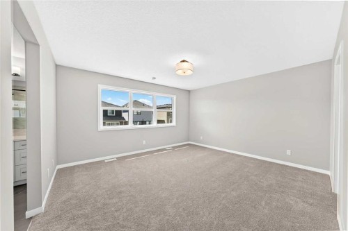 547 Mercado Avenue Se, Calgary, AB - Indoor Photo Showing Other Room