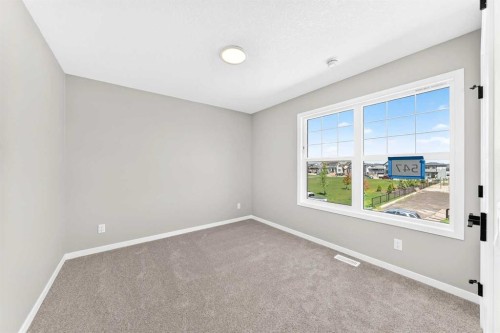 547 Mercado Avenue Se, Calgary, AB - Indoor Photo Showing Other Room
