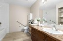 210-3 Parklane Way, Strathmore, AB  - Indoor Photo Showing Bathroom 