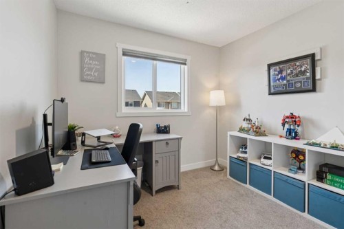 267 Sundown Road West, Cochrane, AB - Indoor Photo Showing Office