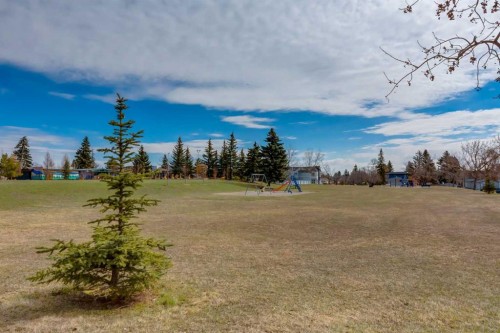 2210 Victoria Crescent Nw, Calgary, AB - Outdoor With View