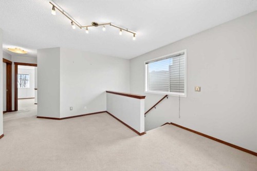 172 Kincora Drive Nw, Calgary, AB - Indoor Photo Showing Other Room