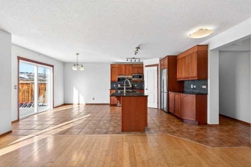 172 Kincora Drive Nw, Calgary, AB - Indoor Photo Showing Kitchen
