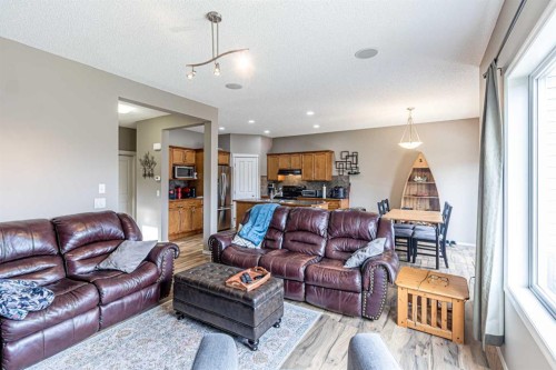 14 Elgin Meadows Way Se, Calgary, AB - Indoor Photo Showing Living Room