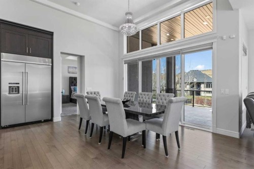 112 Cranbrook View Se, Calgary, AB - Indoor Photo Showing Dining Room