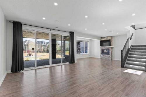112 Cranbrook View Se, Calgary, AB - Indoor