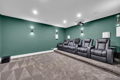 192 Magnolia Manor Se, Calgary, AB - Indoor